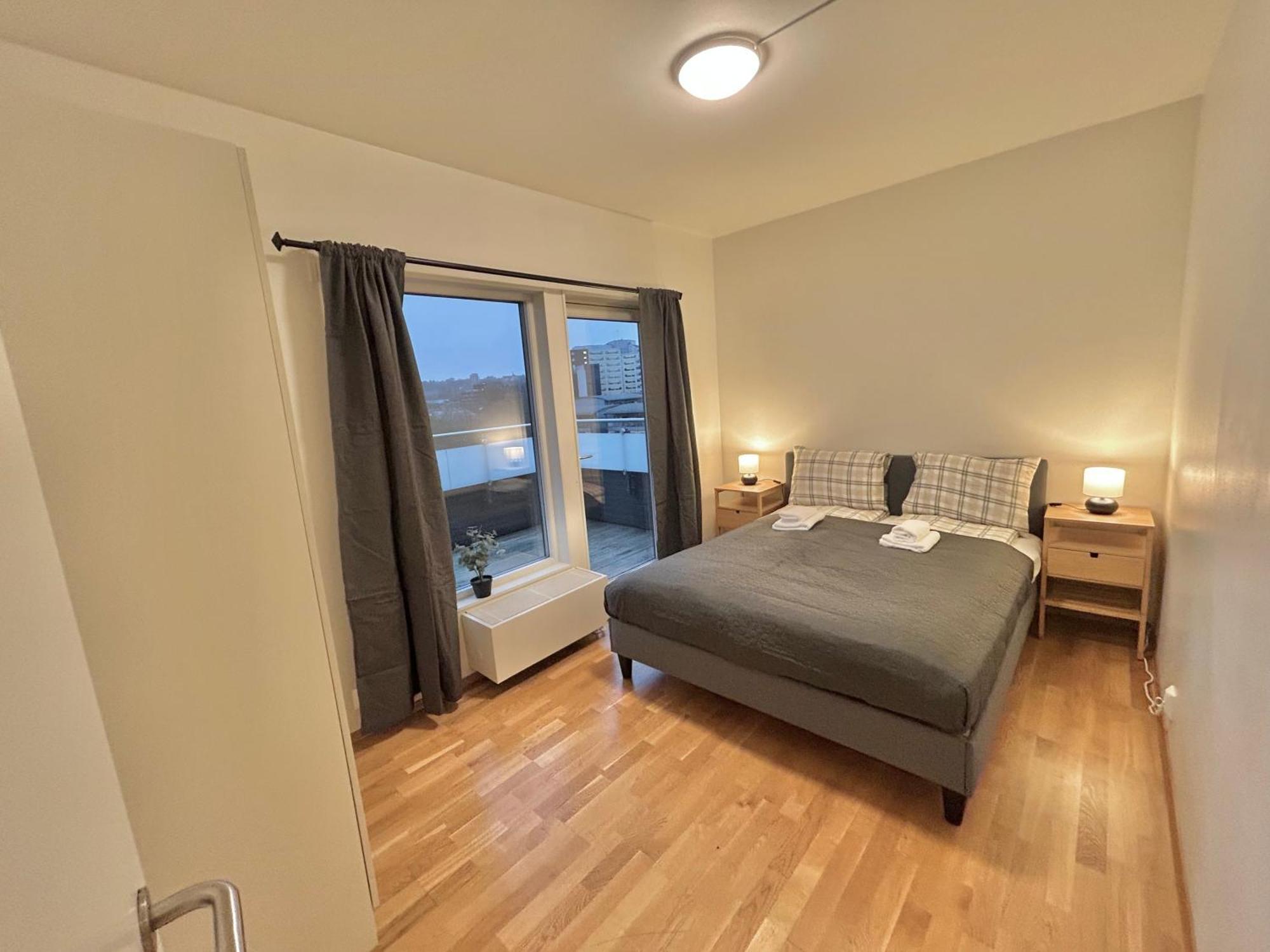 Modern In Shared With A Beautiful Private Balcony Rum i privatbostad *